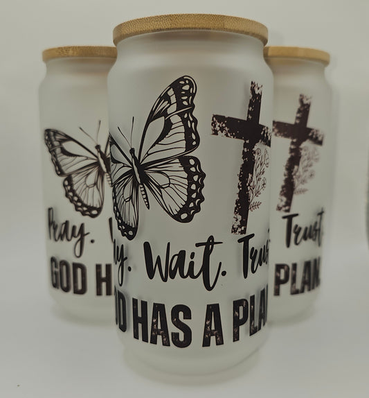 “Pray. Wait. Trust.” Frosted Glass Tumbler – 16oz